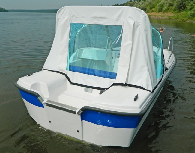 Wyatboat-430DCM (тримаран)